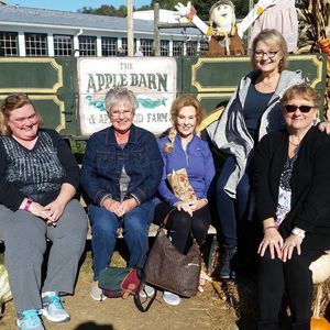 Meet your Posher, Denise